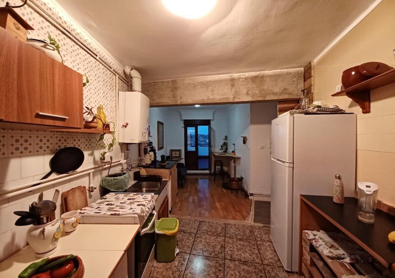 Habitaciones En El Atico De Tona Mirando A La Bahia De ซานตานเดร์ ภายนอก รูปภาพ